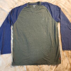 IZOD Men's Green Long Sleeve Green and Blue Casual T-Shirt Size Large